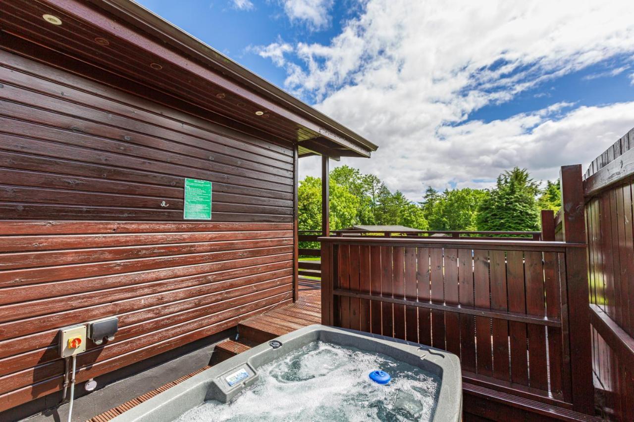 Bluebell Lodge 9 With Hot Tub Newton Stewart Εξωτερικό φωτογραφία