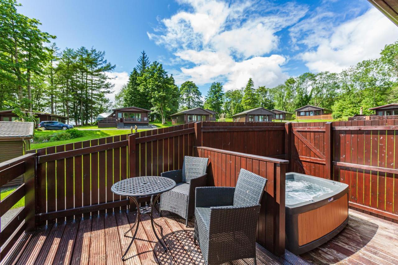 Bluebell Lodge 9 With Hot Tub Newton Stewart Εξωτερικό φωτογραφία